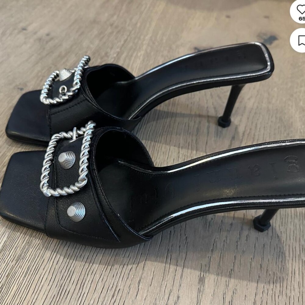 Gianni Bini black silver kitten heel size 8